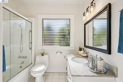 3244 Fernside Blvd, Alameda, CA 94501 - Photo 30
