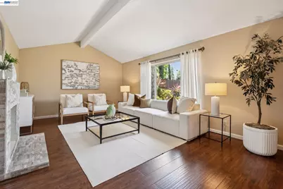 33166 Basswood Ave, Union City, CA 94587 - Photo 14