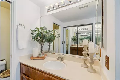 2742 East Ct, Richmond, CA 94806 - Photo 24
