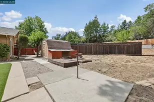 8 Bristol Ct, Pleasant Hill, CA 94523 - Photo 36