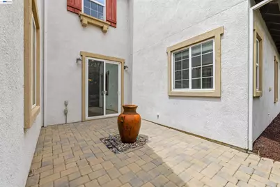 10 Echo Park Ct, Mountain House, CA 95391 - Photo 42