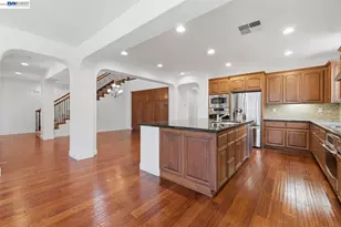 282 Drummond Dr, Hayward, CA 94542 - Photo 18