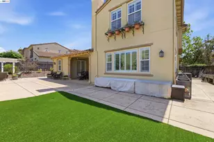 282 Drummond Dr, Hayward, CA 94542 - Photo 56
