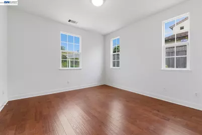 282 Drummond Dr, Hayward, CA 94542 - Photo 26