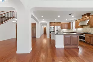 282 Drummond Dr, Hayward, CA 94542 - Photo 16