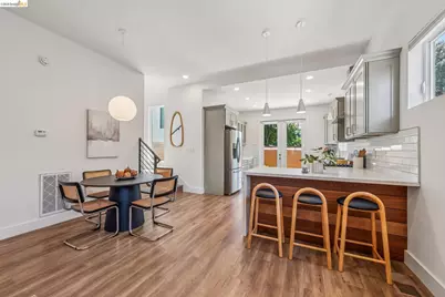 673 45th St, Oakland, CA 94609 - Photo 10