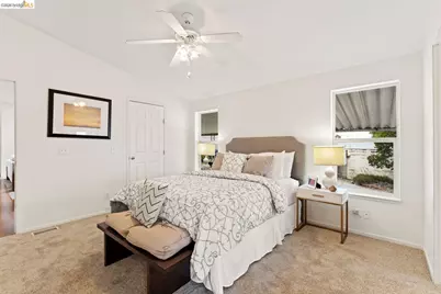 54 Calle Margarita, Elk Grove, CA 95624 - Photo 16