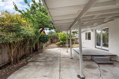 26095 Underwood Ave, Hayward, CA 94544 - Photo 30