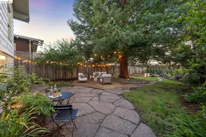 2220 Acton St, Berkeley, CA 94702 - Photo 28