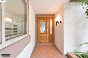 742 Via Zapata, Riverside, CA 92507 - Photo 4