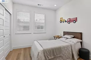 922 Noble Fir Ter, Sunnyvale, CA 94086 - Photo 18