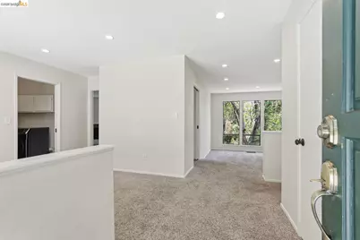 5171 Westridge Cir, Auburn, CA 95602 - Photo 6