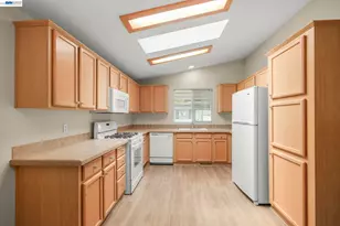 3263 Vineyard Ave, Pleasanton, CA 94566 - Photo 14