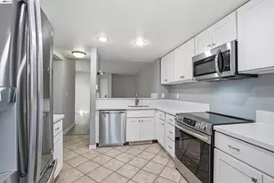 251 Shoreline Dr, Pittsburg, CA 94565 - Photo 8