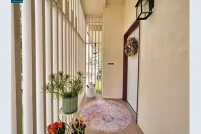 2180 Geary Rd #20, Pleasant Hill, CA 94523 - Photo 1
