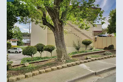 2180 Geary Rd #20, Pleasant Hill, CA 94523 - Photo 24
