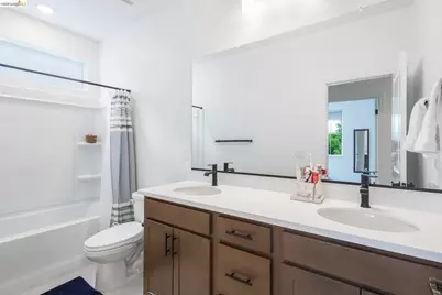 204 Wooley Creek Way, Brentwood, CA 94513 - Photo 32