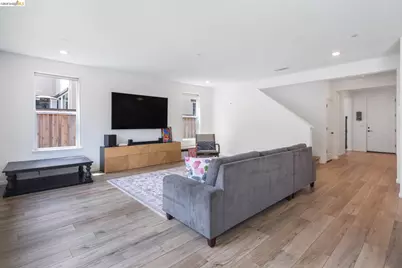 204 Wooley Creek Way, Brentwood, CA 94513 - Photo 6