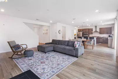204 Wooley Creek Way, Brentwood, CA 94513 - Photo 8