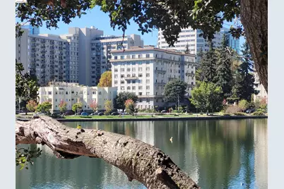 200 Lakeside Dr #801, Oakland, CA 94612 - Photo 30