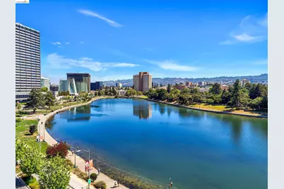 200 Lakeside Dr #801, Oakland, CA 94612 - Photo 32