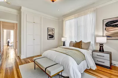 200 Lakeside Dr #801, Oakland, CA 94612 - Photo 20