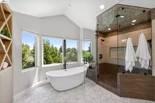 8303 Regency Dr, Pleasanton, CA 94588 - Photo 34
