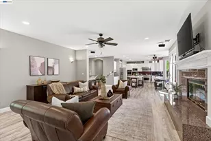 8303 Regency Dr, Pleasanton, CA 94588 - Photo 26