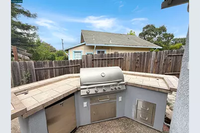 1945 Parkside Dr, Walnut Creek, CA 94597 - Photo 24