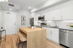260 Brooklyn Basin Way, Oakland, CA 94606 - Photo 6