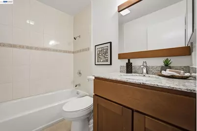 194 Stanislaus Way, Hayward, CA 94544 - Photo 16