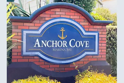 1810 Northshore Dr, Richmond, CA 94804 - Photo 2