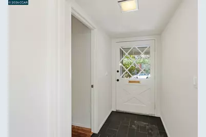 143 Miramonte Dr, Moraga, CA 94556 - Photo 2