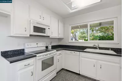 143 Miramonte Dr, Moraga, CA 94556 - Photo 8
