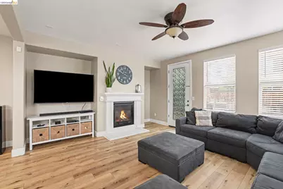224 Hearthstone Cir, Oakley, CA 94561 - Photo 8