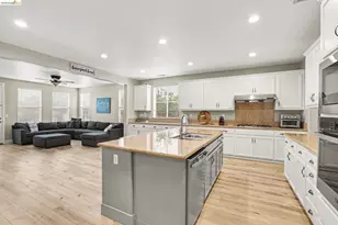 224 Hearthstone Cir, Oakley, CA 94561 - Photo 6