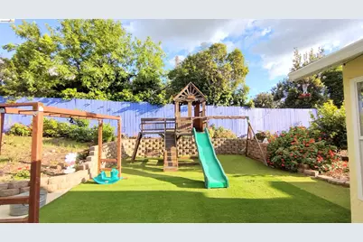 102 Kelobra Ct, Walnut Creek, CA 94598 - Photo 4