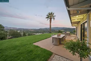 101 Hillcroft Way, Walnut Creek, CA 94597 - Photo 60