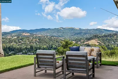 101 Hillcroft Way, Walnut Creek, CA 94597 - Photo 48