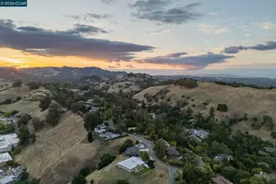 101 Hillcroft Way, Walnut Creek, CA 94597 - Photo 66