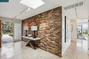 101 Hillcroft Way, Walnut Creek, CA 94597 - Photo 6