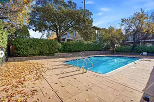 1077 Wesley Ct, Walnut Creek, CA 94597 - Photo 18