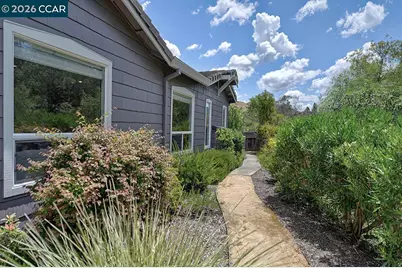 1726 Comstock Dr, Walnut Creek, CA 94595 - Photo 60