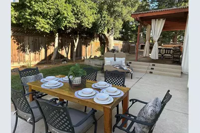 425 Beverly St, Livermore, CA 94550 - Photo 16