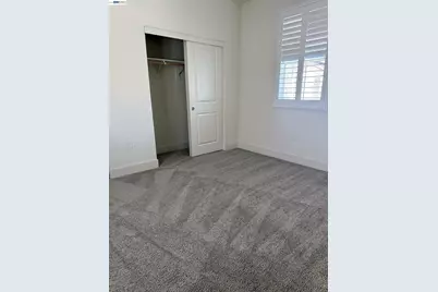18005 Reunion Ct, Lathrop, CA 95330 - Photo 12