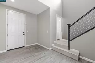 300 Coolcrest Dr, Oakley, CA 94561 - Photo 8