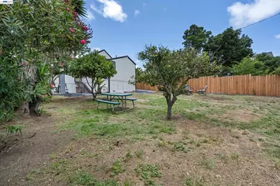 318 Ohio St, Vallejo, CA 94590 - Photo 26