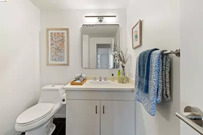 6363 Christie Ave #525, Emeryville, CA 94608 - Photo 32