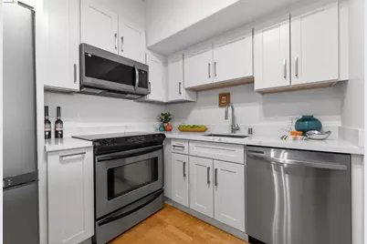 6363 Christie Ave #525, Emeryville, CA 94608 - Photo 16