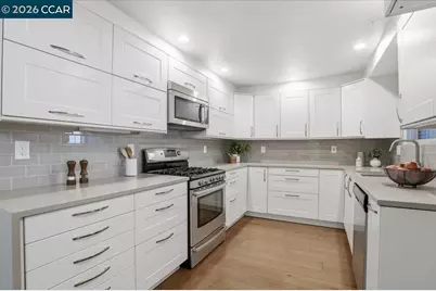5209 Arden Way, Carmichael, CA 95608 - Photo 16